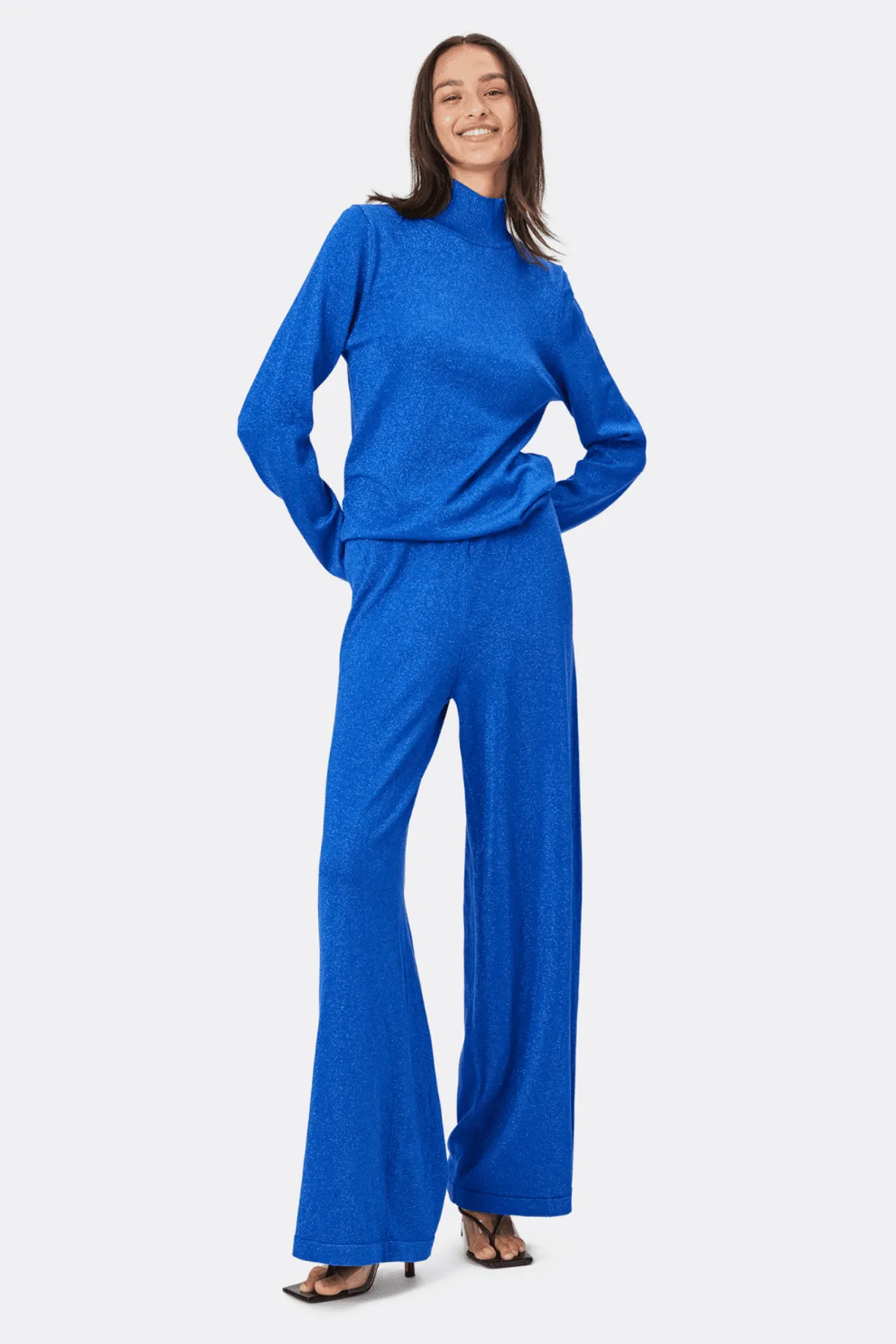 BEAUMONT JUMPER NEON BLUE