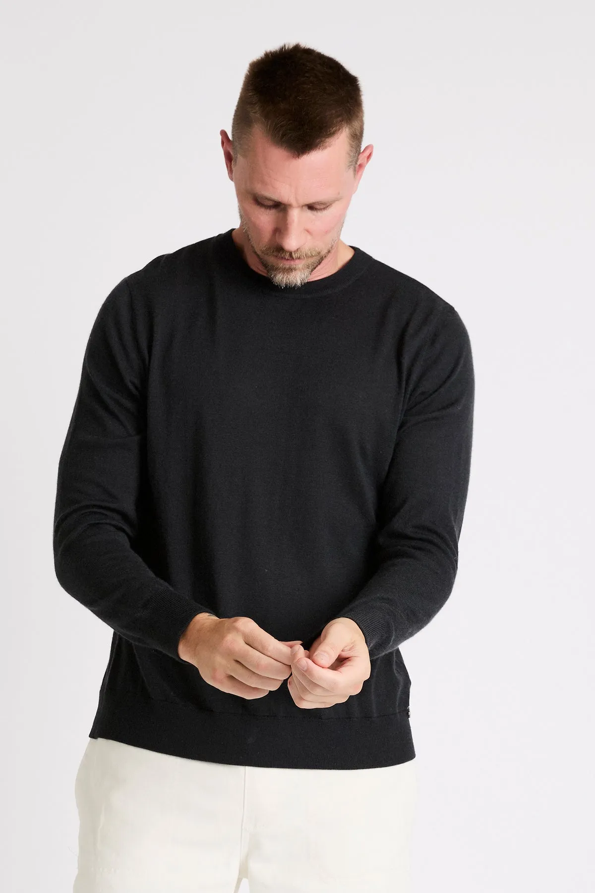   Beryll Enzo Cashmere Sweater | Black