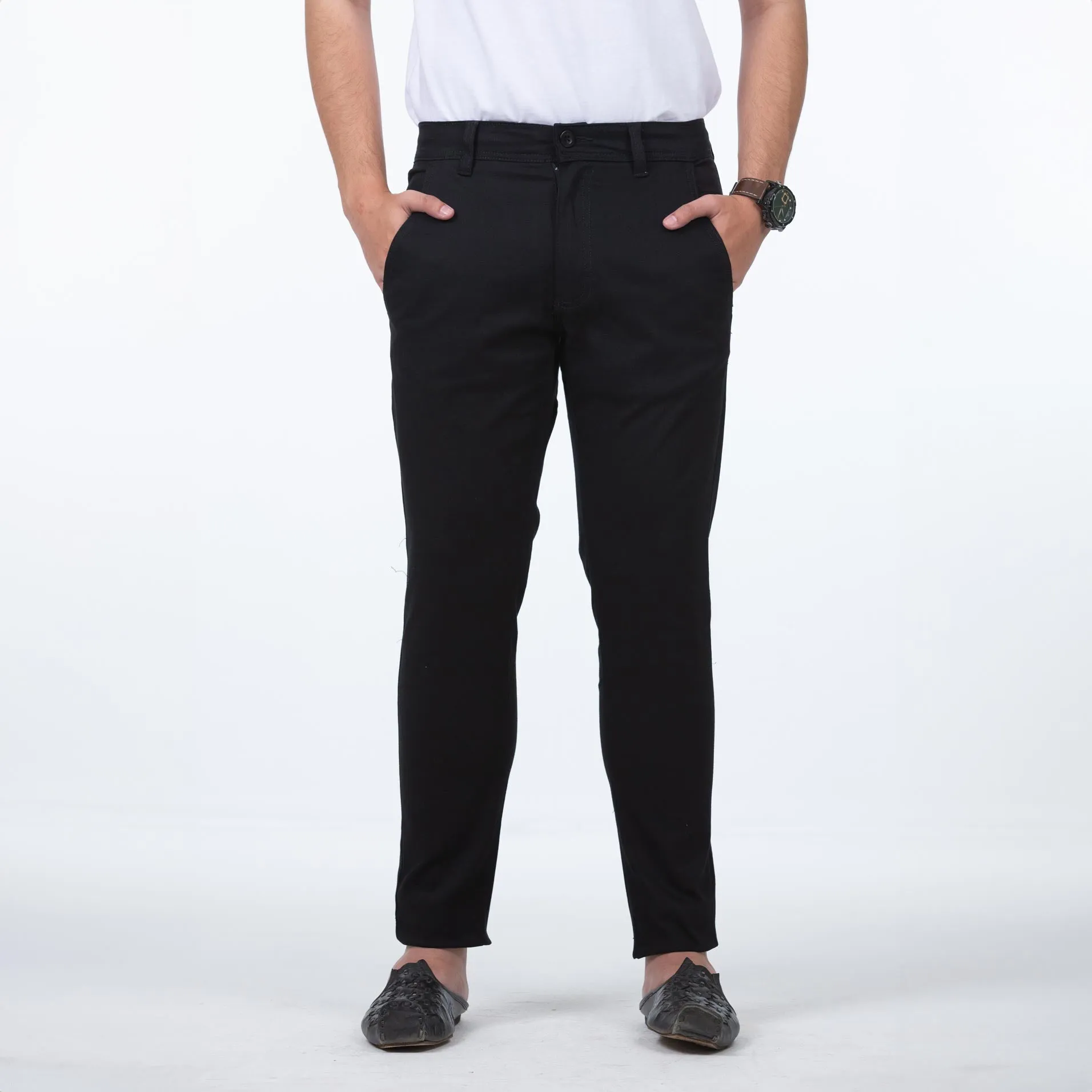 CHINOS | Black