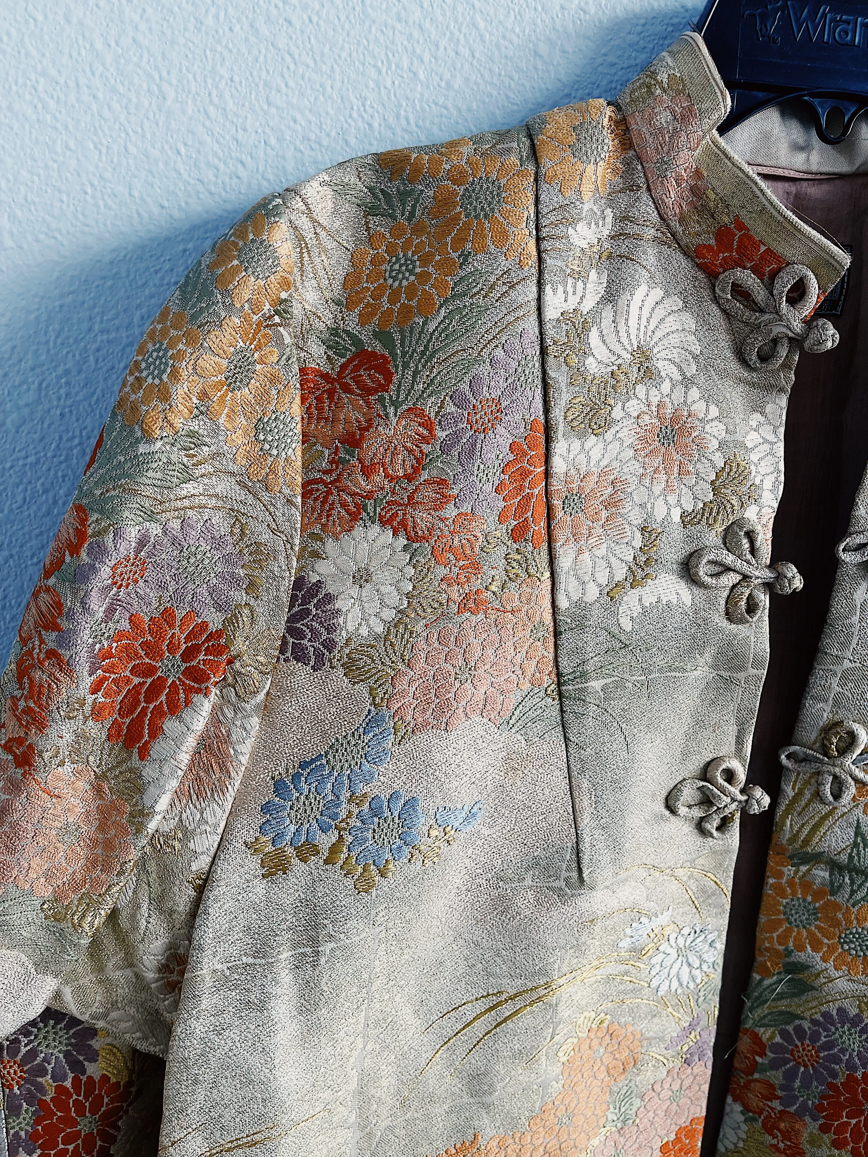 Floral Embroidered Robe