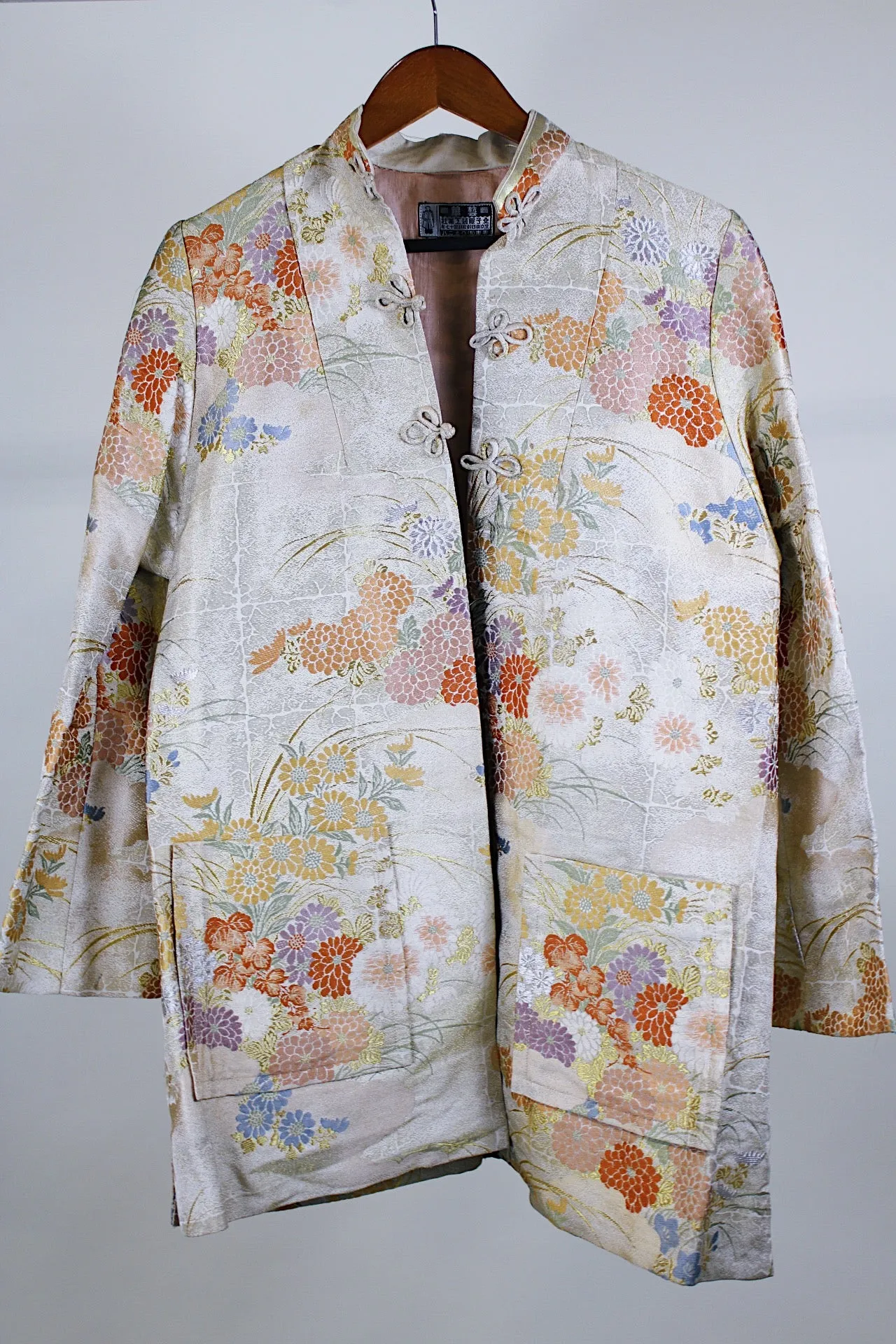 Floral Embroidered Robe