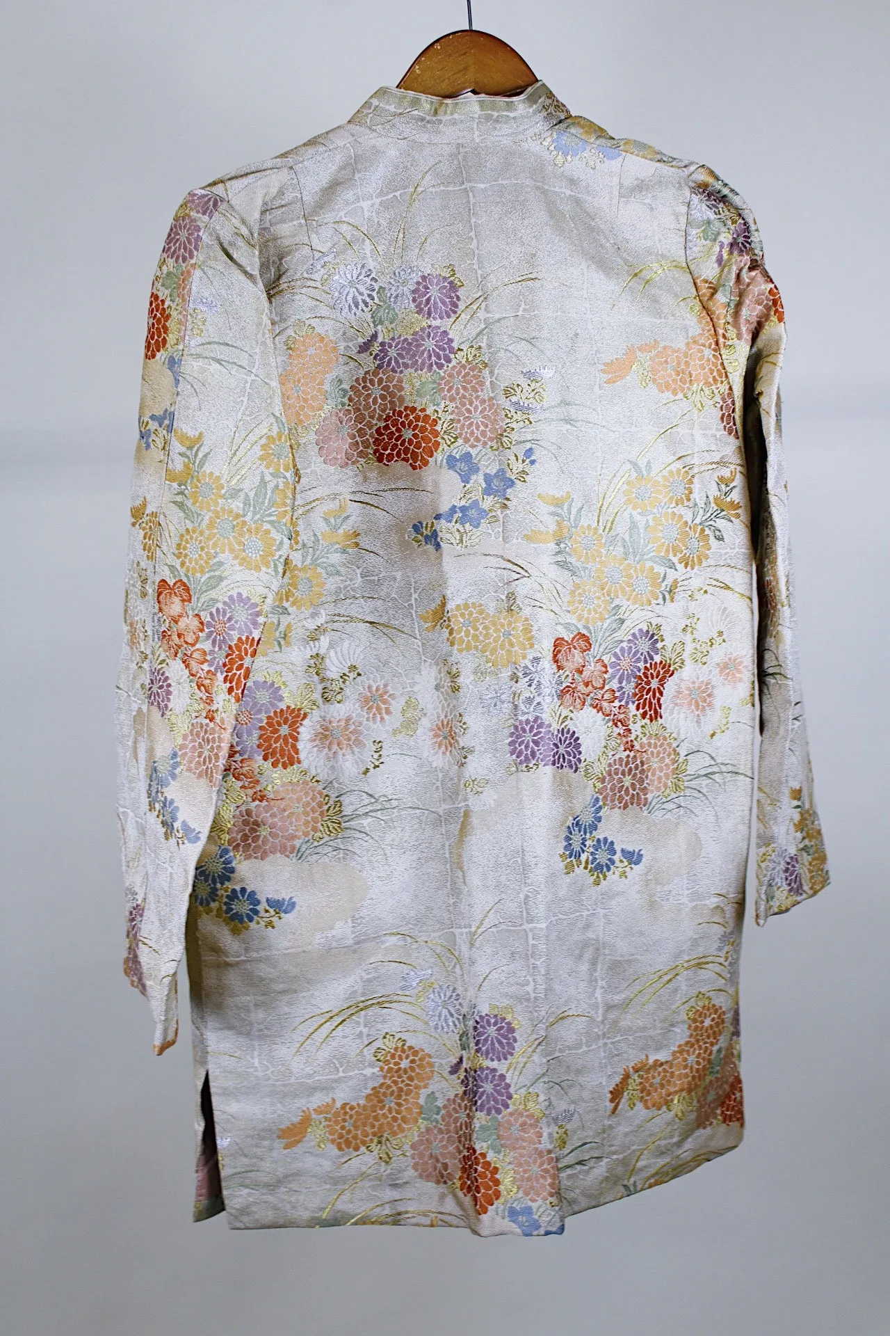 Floral Embroidered Robe