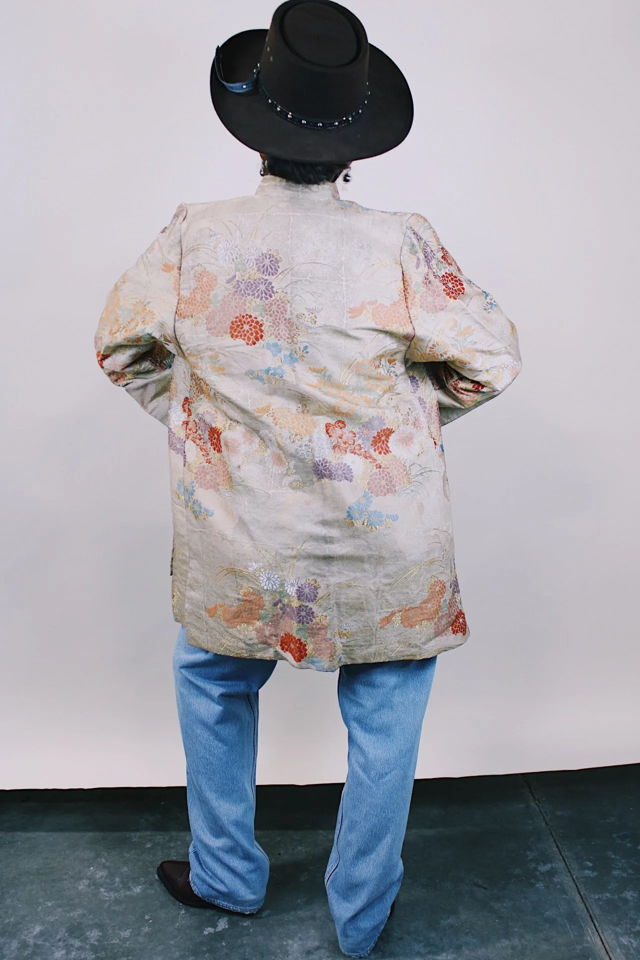 Floral Embroidered Robe