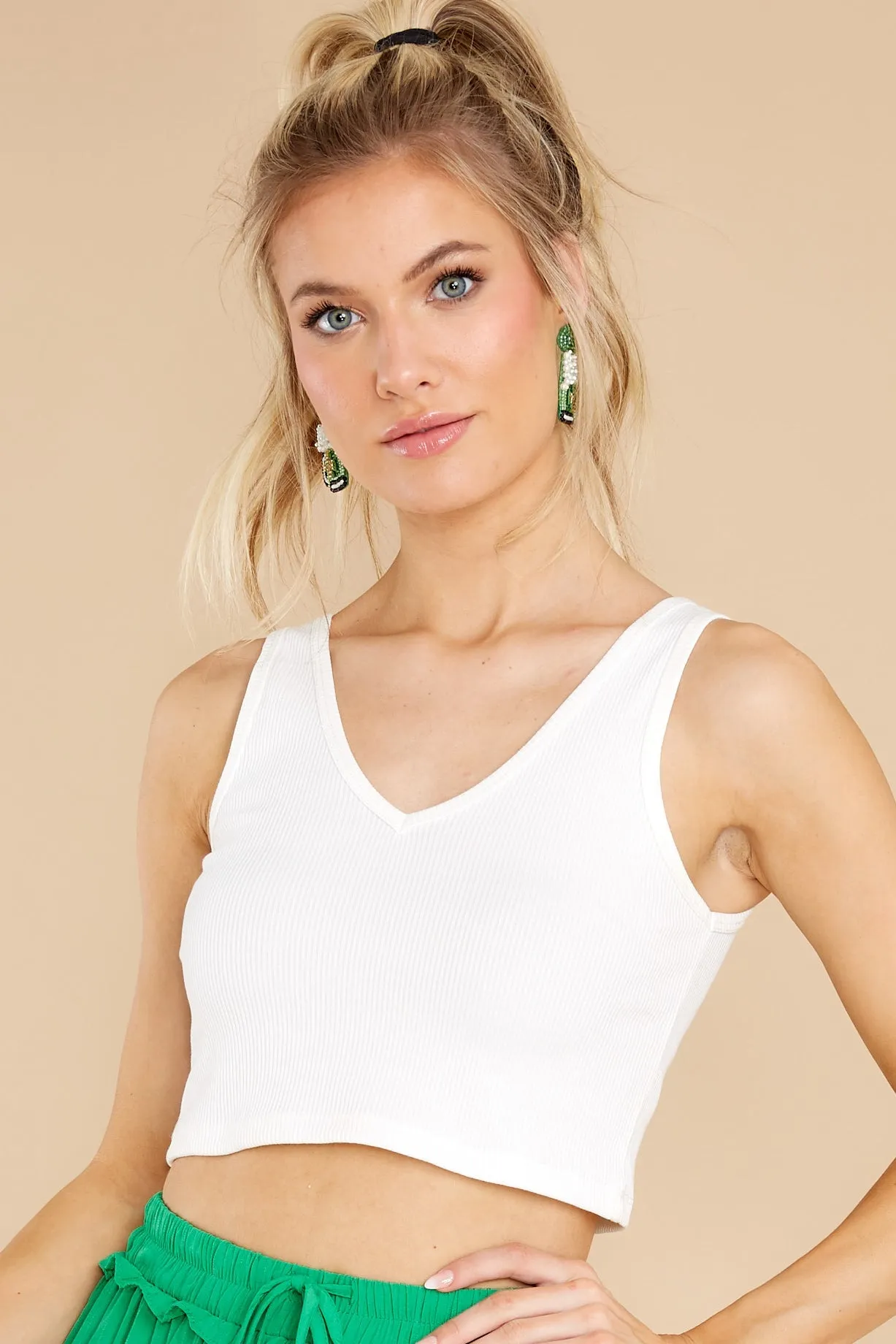 Mod About This White Crop Tank Top