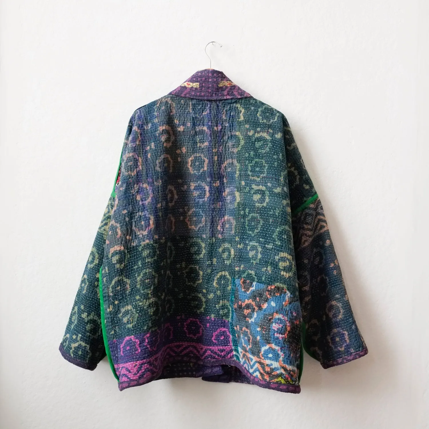 XXL Purple with Tiny Gold Details Anoushka Jacket LM102